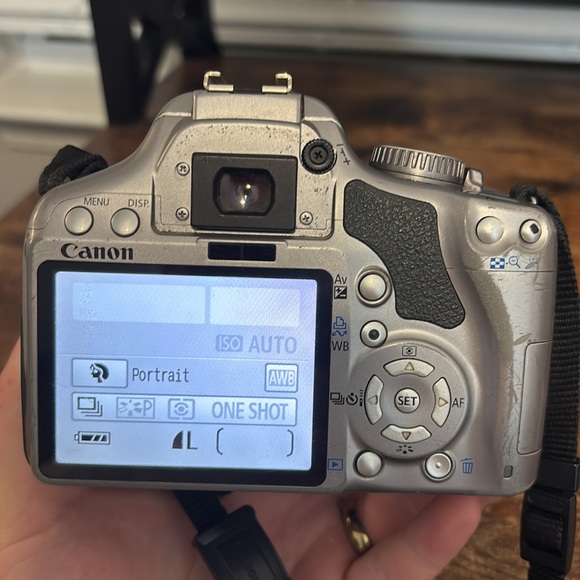 Canon Rebel XSI Camera and 67mm Zoom Lens - Picture 9 of 10